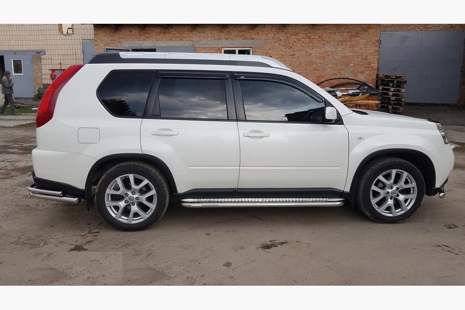 Nissan X-trail T31 2007–2014 Boční nášlapy Premium (2 ks, nerez) Ø60 mm Image