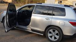 Toyota Highlander 2008–2013 Boční nášlapy Premium (2 ks, nerez) Ø60 mm fotografie 3