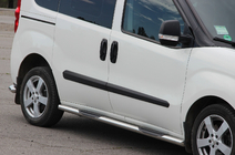Opel Combo 2012–2018 Boční nerezové trubky (2 ks) fotografie 1