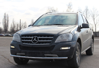 Mercedes ML W164 2005–2011 Přední ochranný rám ST008 (nerez) fotografie 3