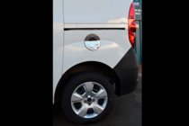 Opel Combo 2012–2018 Nerezový kryt dvířek palivové nádrže fotografie 4