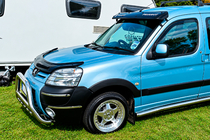 Peugeot Partner 1996–2008 Přední ochranný rám (bullbar) WT004 (nerez) fotografie 3