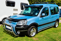 Peugeot Partner 1996–2008 Přední ochranný rám (bullbar) WT004 (nerez) fotografie 4