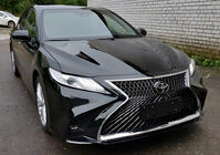Toyota Camry 2017–2023 Sada bodykitu Lexus LS style fotografie 1