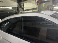 BMW X6 F16 2014–2019 Integrované střešní ližiny chrom OEM (hliník, montáž lepením) fotografie 8
