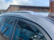 Toyota Land Cruiser 200 2007–2021 Šedé střešní ližiny 2008-2015 (design Lexus 2018, 2 ks) fotografie 2