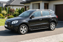 Geely Emgrand X7 2011– Boční nášlapy Allmond Black (2 ks, hliník) fotografie 1