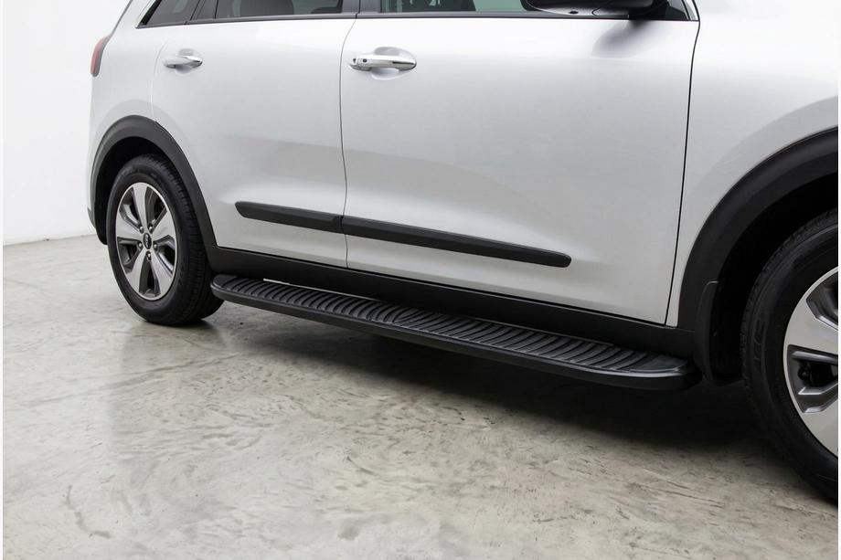 Kia Niro 2016–2021 Boční nášlapy Tayga Black (2 ks, hliník) Image