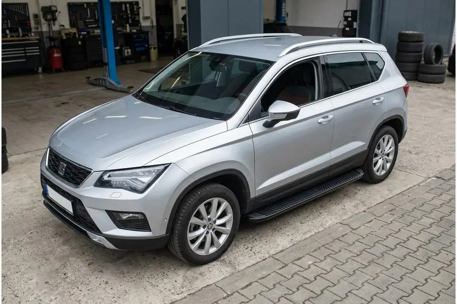 Seat Ateca 2016– Boční nášlapy Tayga Black (2 ks, hliník) Image