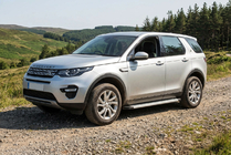 Land Rover Discovery Sport 2014– Boční prahy Maya V2 (2 ks, hliník) 2014-2019 fotografie 1