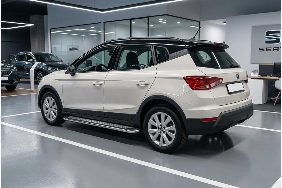 Seat Arona 2017– Boční prahy Maydos V2 (2 ks, hliník ↗ nerez) Image