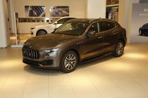 Maserati Levante 2016– Boční nášlapy OEM-V2 (2 ks) fotografie 4