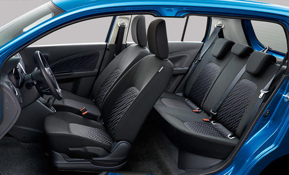 Recenze kompaktního hatchbacku Suzuki Celerio Fotografie 4