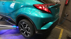 Toyota C-HR 2016–2023 Boční nášlapy Original V2 (2 ks, hliník) fotografie 2