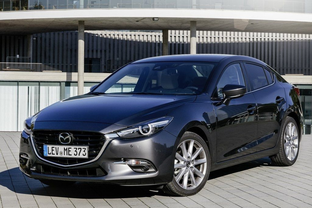 Modernizovaná verze sedanu Mazda 3