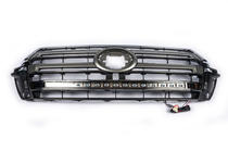 Toyota Land Cruiser 200 2007–2021 Přední maska 2016-2021 (LED) fotografie 2