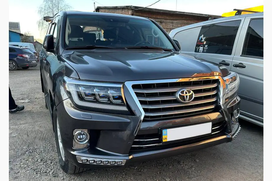 Toyota Land Cruiser 200 2007–2021 Kompletní bodykit 2008-2015 (Urban sport) Image
