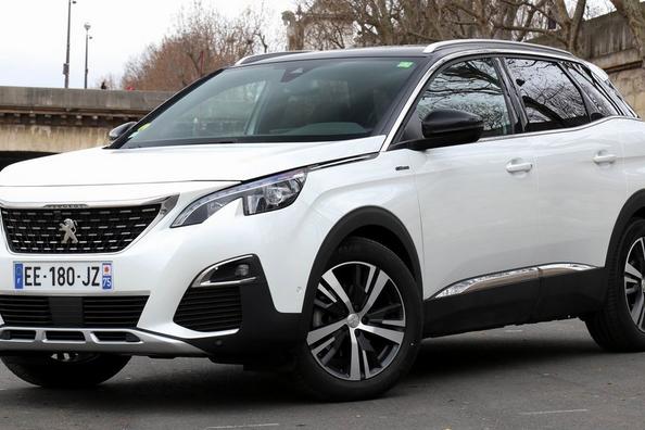 Přehled druhé generace crossoveru Peugeot 3008