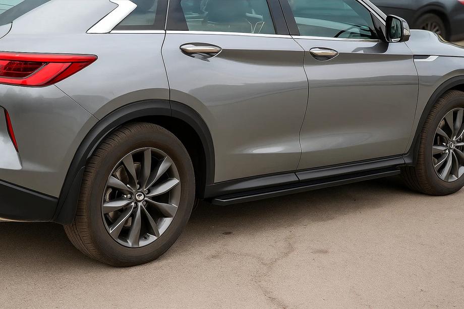 Infiniti QX50 2018– Boční prahy (2 ks) Image