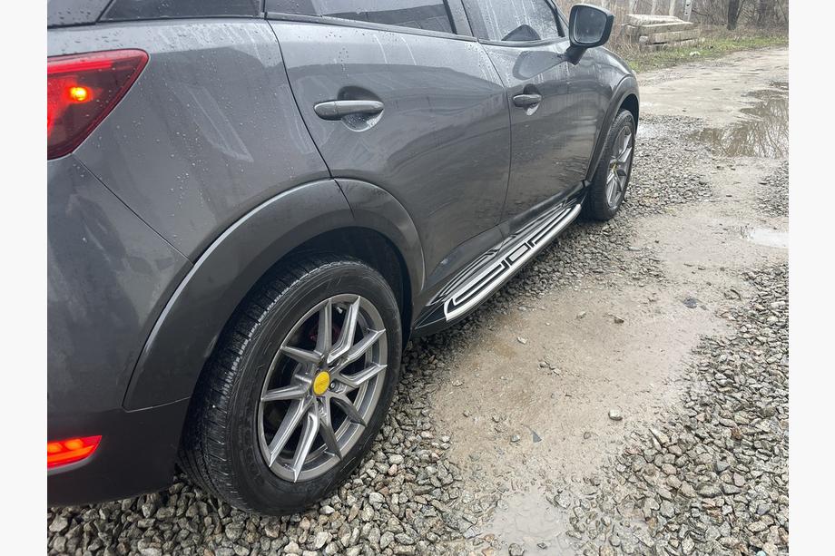 Mazda CX-3 2015– Boční nášlapy Originál (2 ks) Image