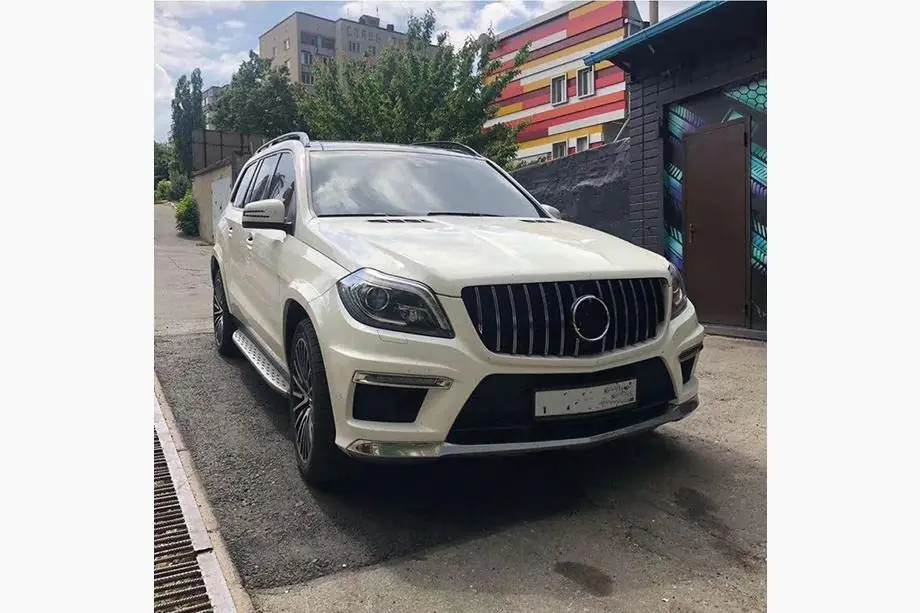 Mercedes GL/GLS třída X166 2012–2019 Přední maska GT Panamericana (pro GL High) Fotografie 4