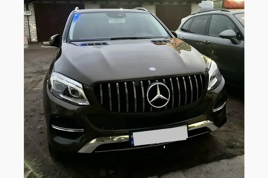 Mercedes GLE/ML třída W166 2011–2018 Tuningová maska chladiče GT Panamericana (pro GLE) Fotografie 1