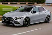 Mercedes A-class W177 2018– Přední maska chladiče Diamond Silver (pro 2018-2022) fotografie 3