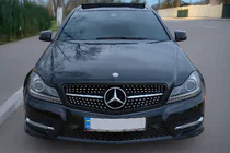 Mercedes C-class W204 2007–2015 Přední maska chladiče Diamond Black fotografie 1