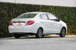 Levný sedan Mitsubishi Mirage fotografie 9
