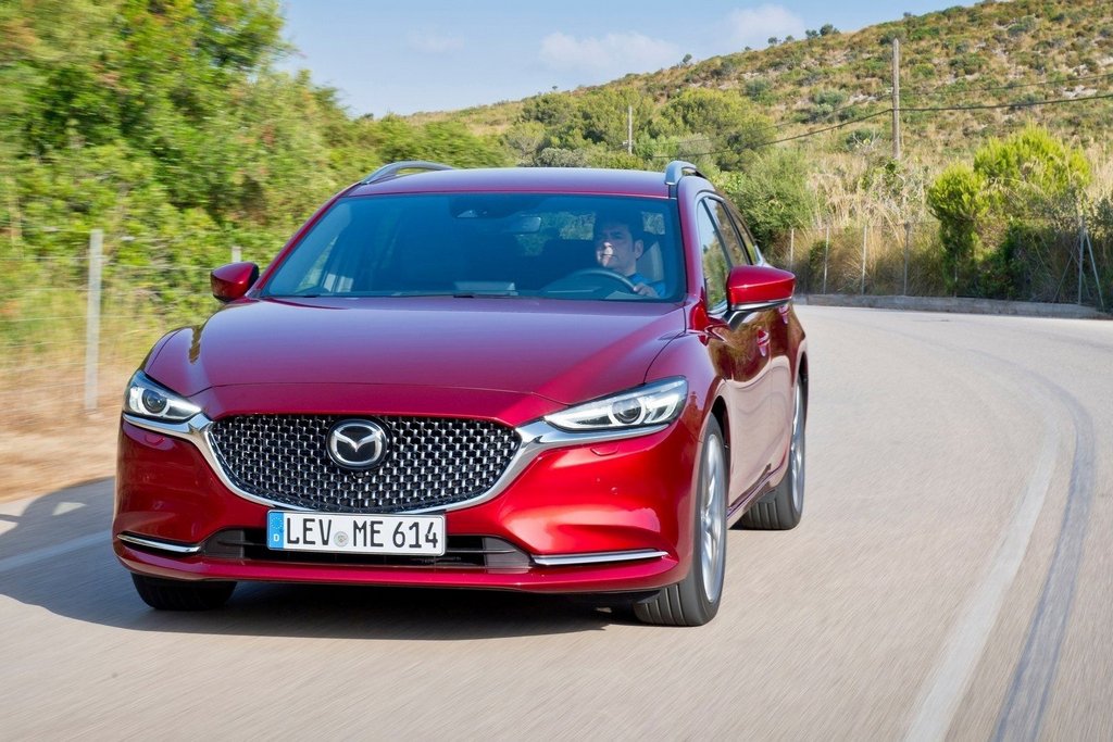 Přehled modernizovaného kombi mazda6 SW