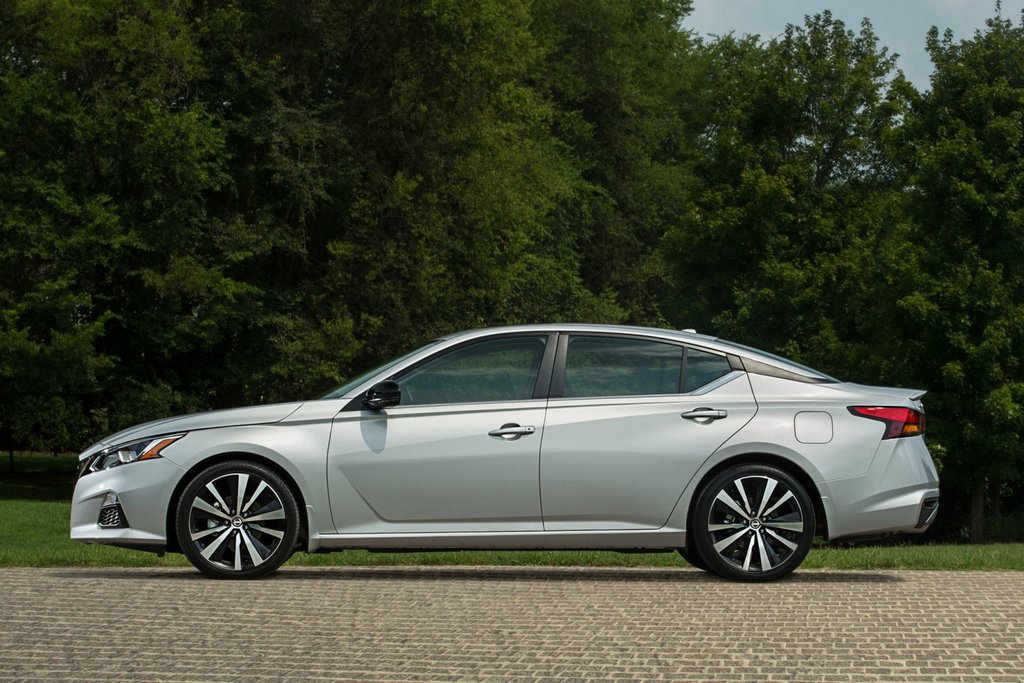 Šestá generace sedanu Nissan Altima