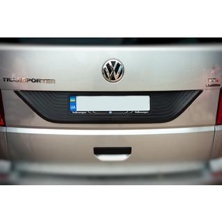 Plastová lišta na víko kufru Volkswagen T6 2015–2024 fotografie 3