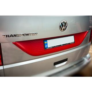 Plastová lišta na víko kufru Volkswagen T6 2015–2024 fotografie 2