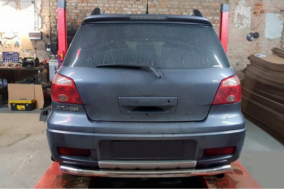 Mitsubishi Outlander 2001–2006 Zadní ochranný rám AK002/2 (nerez) Image