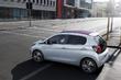 Kompaktní městský hatchback Peugeot 108 fotografie 10