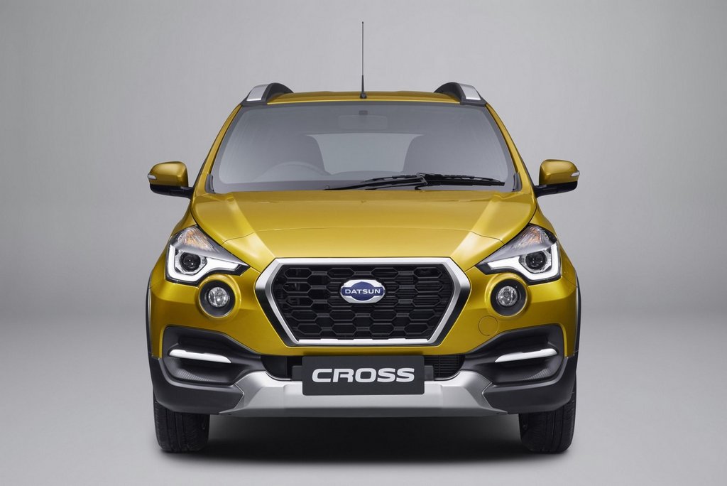 Recenze sedmimístného crossoveru Datsun Cross