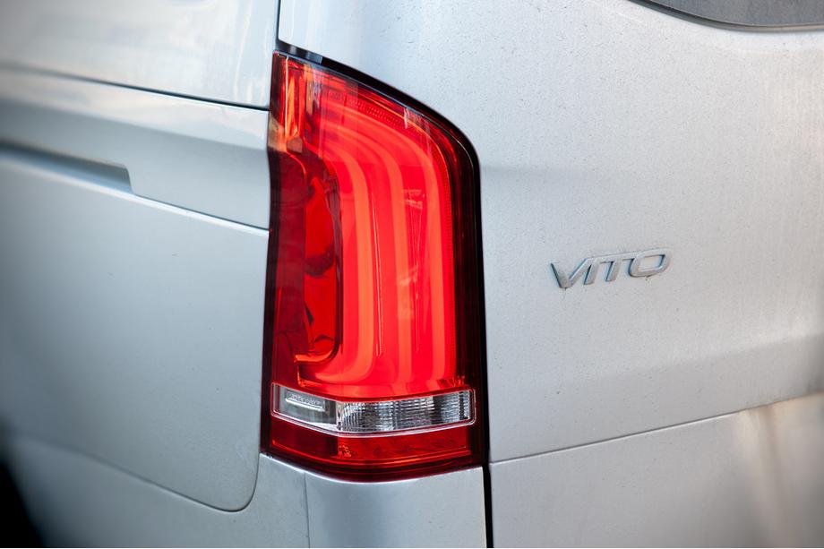 Mercedes Vito/V-class W447 2014– Zadní LED světla (pro Vito, 2 ks) Fotografie 4