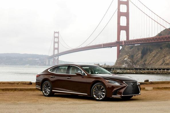 Recenze sedanu Lexus LS páté generace