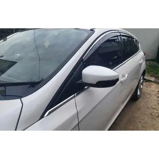 Ofuky oken s chromovou lištou Niken (SD/HB, 4 ks) Ford Focus III 2011–2017 fotografie 3
