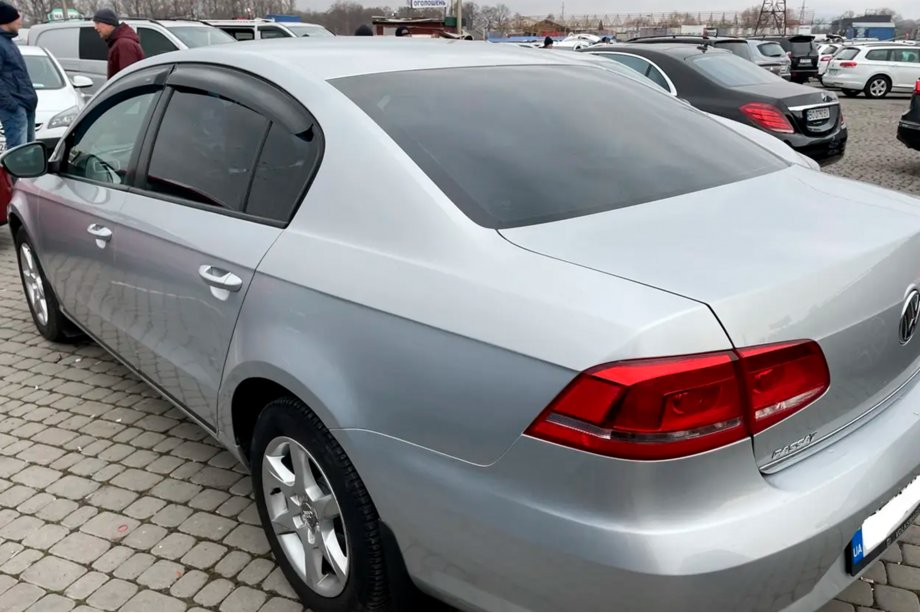 Volkswagen Passat B6 2006–2012 Deflektory oken SD (4 ks, HIC) Image