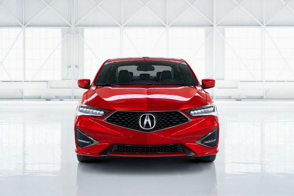 Modernizovaný sedan Acura ILX