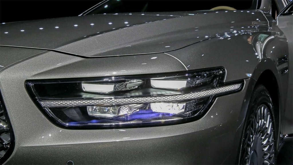 Recenze prémiového sedanu Genesis G90