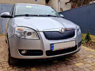 Skoda Fabia 2007–2014 Zimní kryt přední masky (2007-2010, horní) fotografie 5