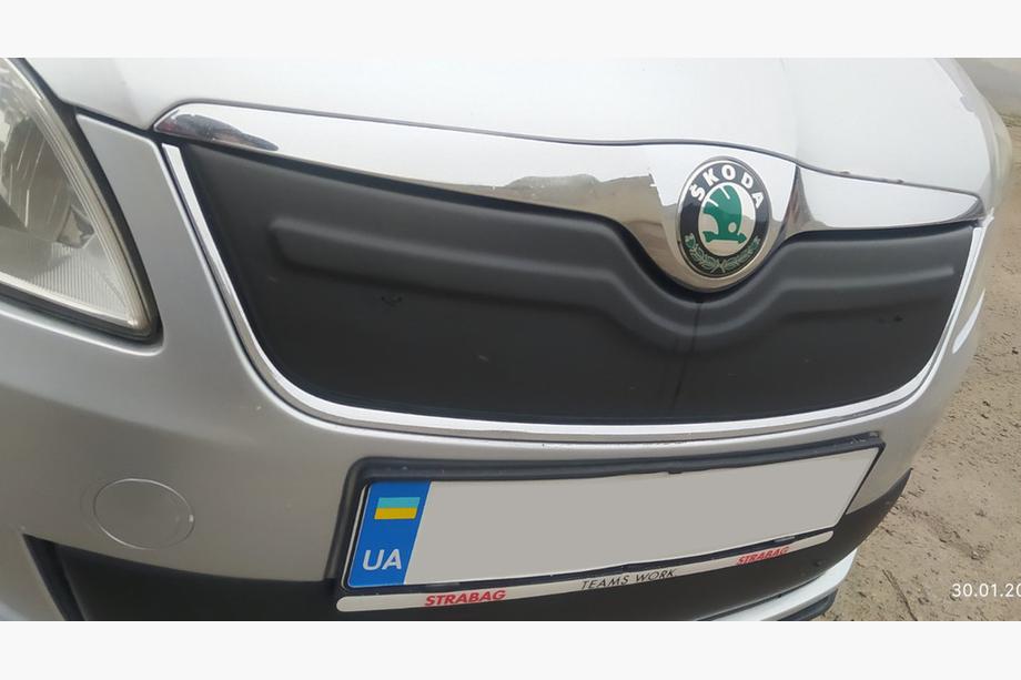 Skoda Fabia 2007–2014 Zimní kryt masky (2011-2014, horní) Image