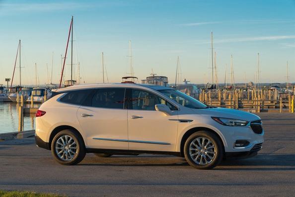 Recenze crossoveru Buick Enclave