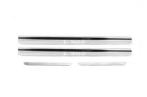 Mitsubishi L200 2006–2015 Nerezové kryty prahů Carmos (4 ks) fotografie 1