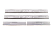 Toyota Land Cruiser 100 1998–2007 Nerezové kryty prahů Carmos (4 ks) fotografie 2