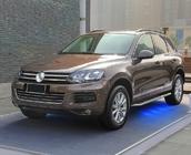 Volkswagen Touareg 2010–2018 Boční prahy ve stylu originálu V3 (2 ks, hliník) fotografie 10