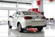 Modernizovaný sedan Geely Emgrand 7 fotografie 8