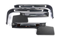 Toyota Land Cruiser 200 2007–2021 Plastové prahové lišty s podsvícením (černé) fotografie 4